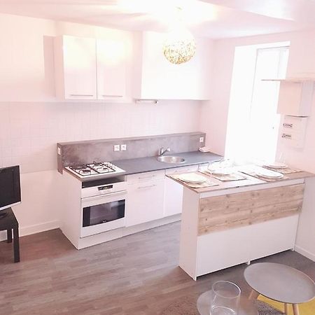 Charmant Logement A Vierzon Centre Bagian luar foto